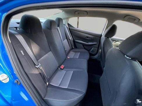Used 2025 Nissan Sentra SV FWD image 18