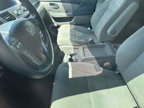 Used 2016 Honda Odyssey EX image 12