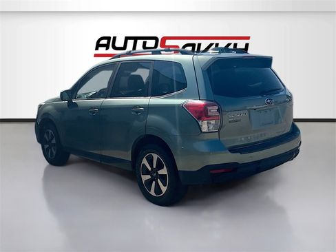 Used 2018 Subaru Forester 2.5i Limited image 5