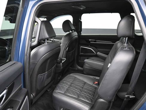 Used 2023 Kia Telluride EX X-Line image 17