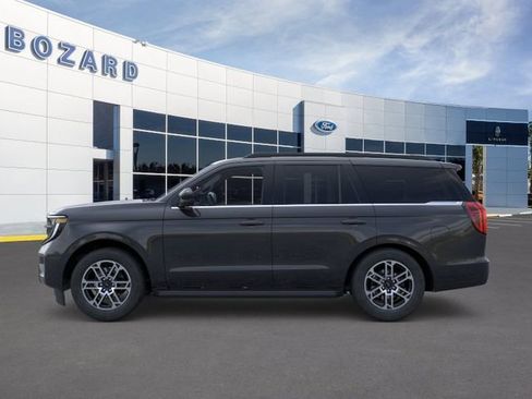 New 2025 Ford Expedition Active RWD image 4