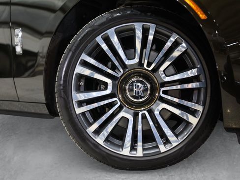 Used 2023 Rolls-Royce Ghost AWD/4WD image 8