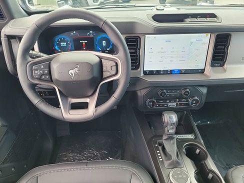 New 2026 Ford Bronco Outer Banks AWD/4WD image 4