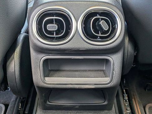 Used 2026 Mercedes-Benz GLC 300 4MATIC image 17