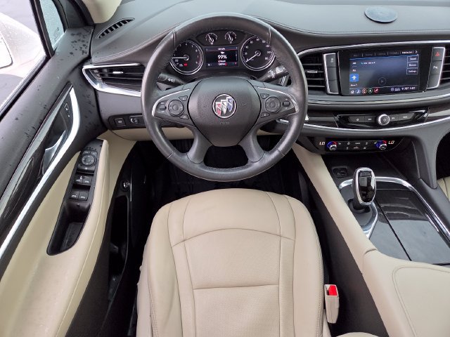 Used 2020 Buick Enclave Essence w/ Sound and Sites Package FWD image 26