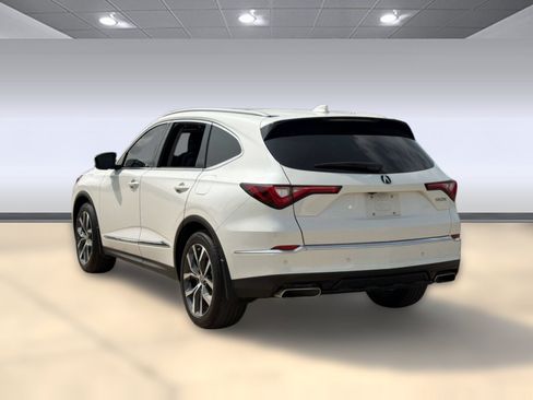 Used 2022 Acura MDX FWD w/ Technology Package image 3