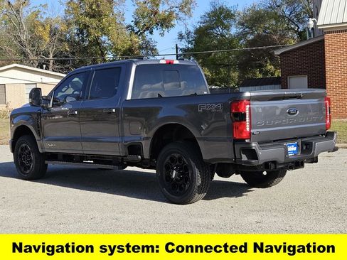 New 2026 Ford F250 Lariat w/ Black Appearance Package image 7