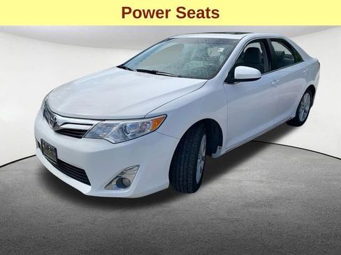 Used 2013 Toyota Camry XLE image 5