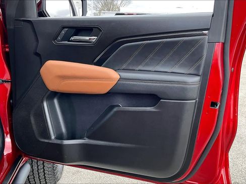 Used 2026 GMC Canyon AT4 w/ Technology Plus Package image 46