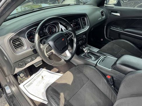 Used 2018 Dodge Charger R/T Scat Pack w/ Dynamics Package RWD image 14