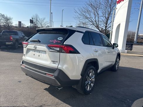Used 2019 Toyota RAV4 Limited w/ All Weather Liner Package image 5