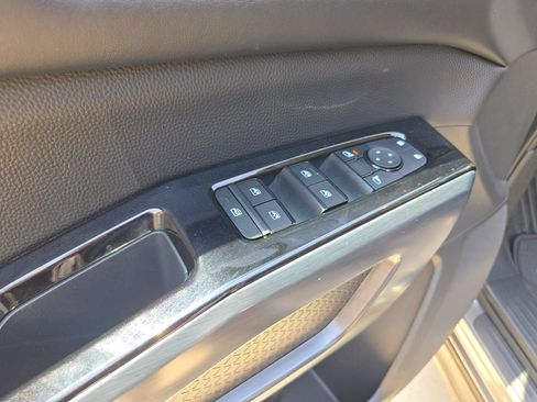 Certified 2025 Nissan Pathfinder SL AWD/4WD image 12