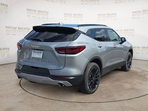 New 2026 Chevrolet Blazer LT w/ Convenience Package FWD image 5