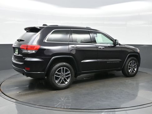 Used 2019 Jeep Grand Cherokee Limited AWD/4WD image 6