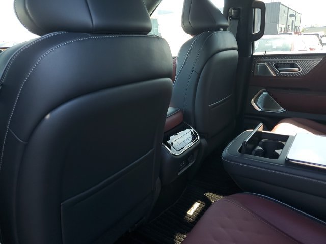 New 2027 INFINITI QX80 Autograph w/ Premium Cargo Package AWD/4WD image 18