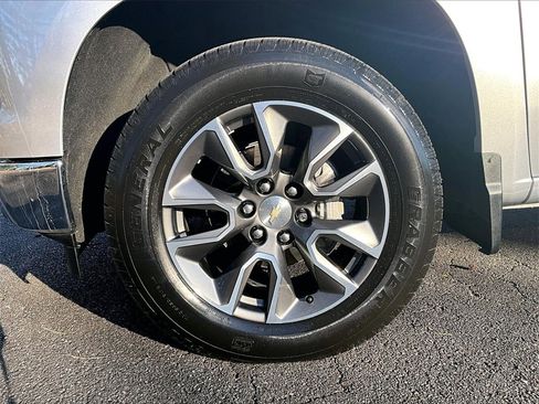 Certified 2022 Chevrolet Silverado 1500 LT w/ All Star Edition Plus image 11