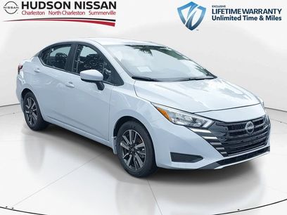 New 2025 Nissan Versa SV w/ Trunk Package