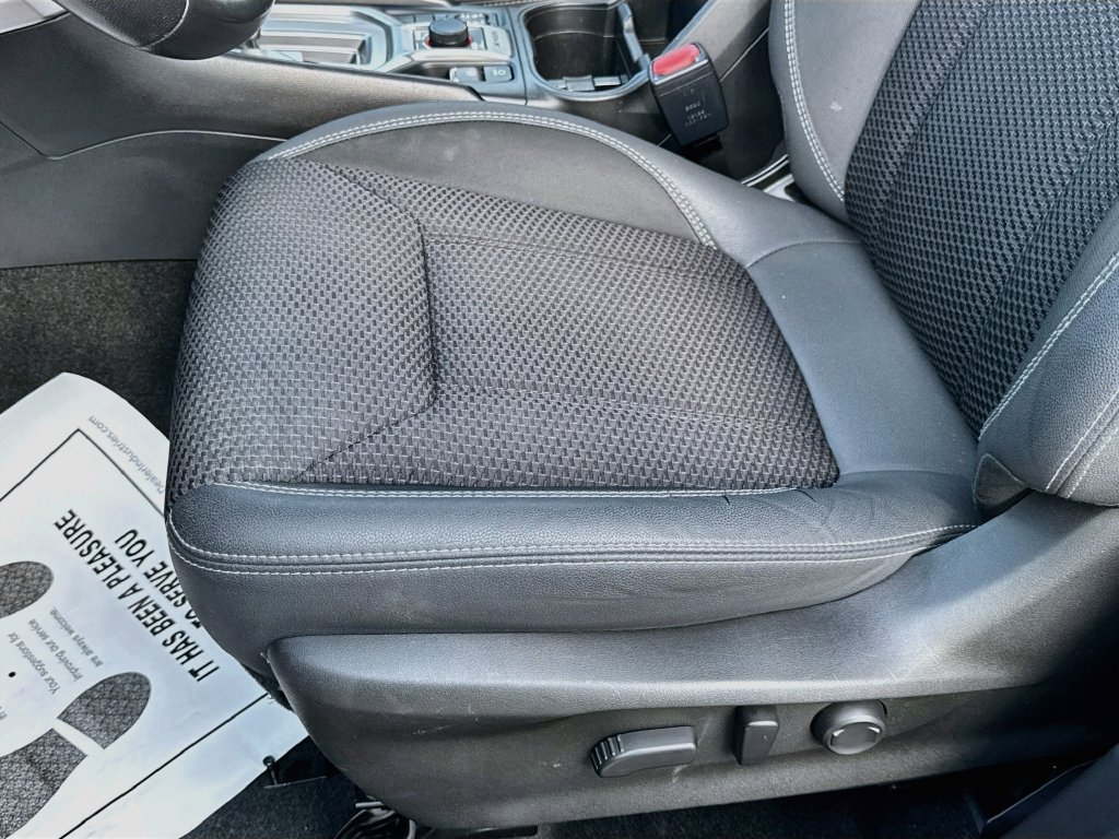 Used 2021 Subaru Forester Premium AWD/4WD image 22