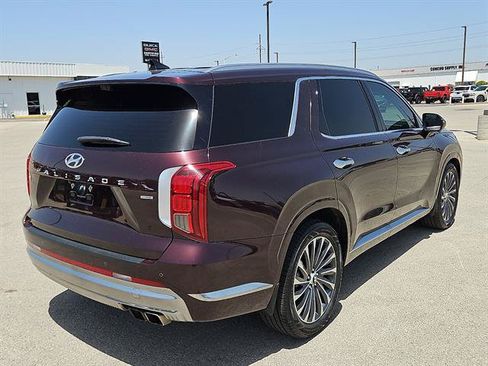 Used 2024 Hyundai Palisade Calligraphy AWD/4WD image 5