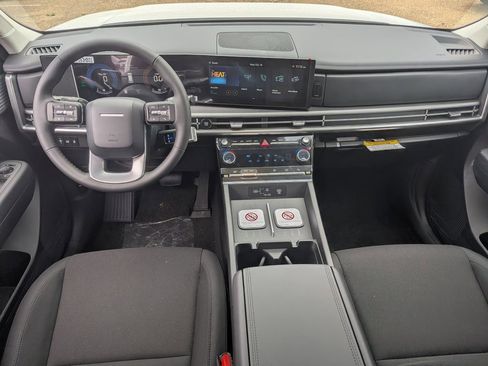 New 2026 Hyundai Santa Fe SE image 5