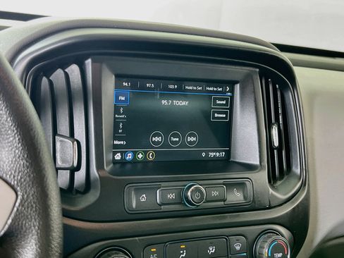 Used 2019 Chevrolet Colorado W/T w/ Custom Special Edition AWD/4WD image 14