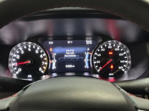Used 2025 Jeep Compass Trailhawk AWD/4WD image 26