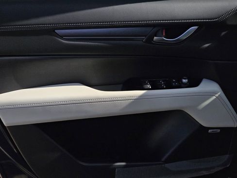 New 2025 MAZDA CX-5 AWD 2.5 S w/ Premium Plus Pkg image 17