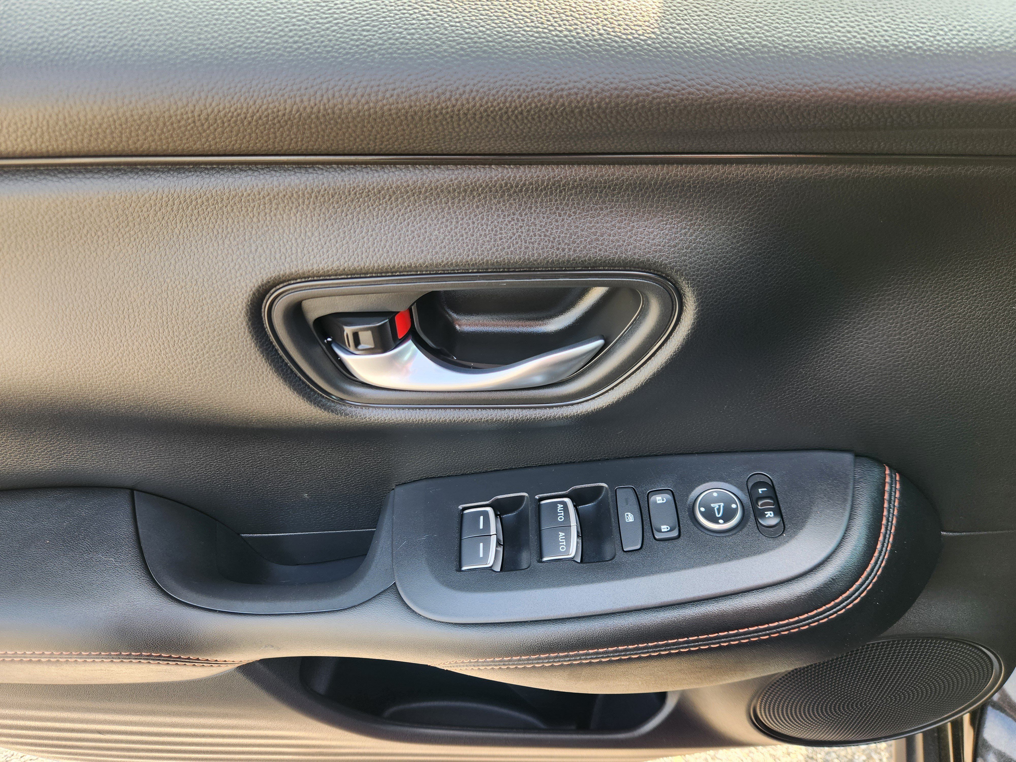 Certified 2026 Honda HR-V Sport image 16