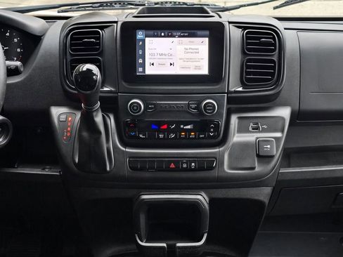 Used 2023 RAM ProMaster 2500 image 22