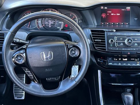 Used 2017 Honda Accord Sport Special Edition image 14