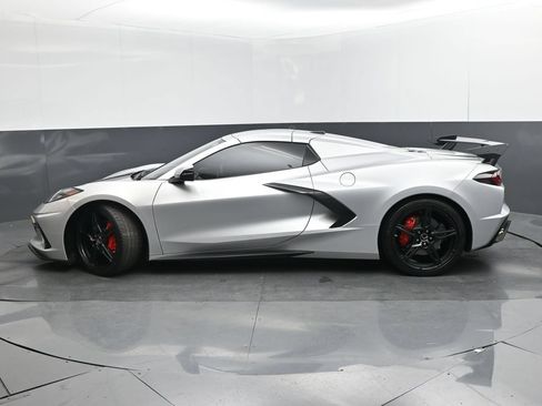 Used 2020 Chevrolet Corvette Stingray Convertible w/ 1LT RWD image 25
