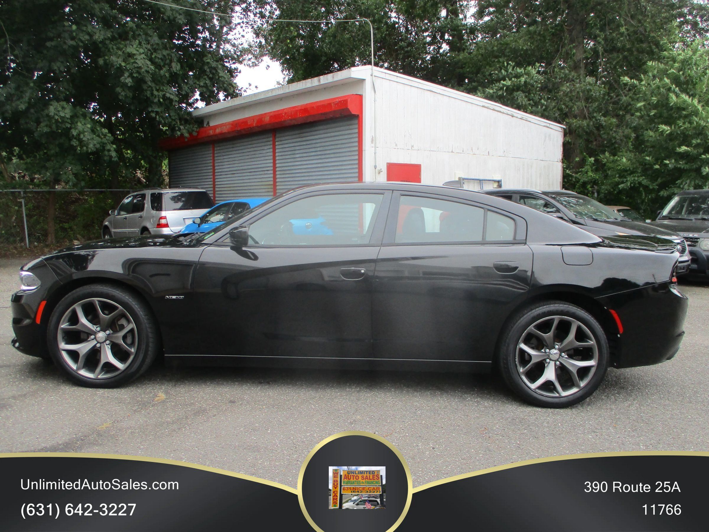 Used 2016 Dodge Charger R/T w/ Plus Group RWD image 3