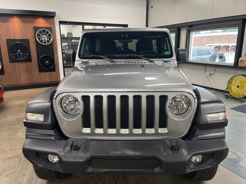 Used 2020 Jeep Wrangler Unlimited Sport S AWD/4WD image 19