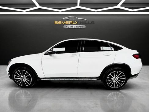 Used 2021 Mercedes-Benz GLC 300 4MATIC Coupe image 2