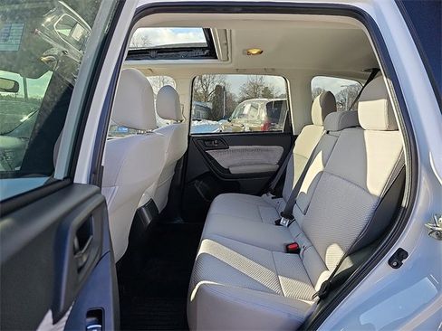 Used 2018 Subaru Forester 2.5i Premium image 10