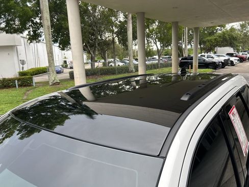 Used 2021 Jeep Grand Cherokee Trackhawk w/ Trailer Tow Group IV image 21