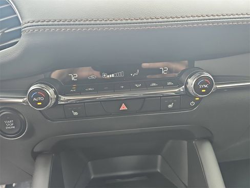 New 2026 MAZDA MAZDA3 2.5 S Hatchback w/ Premium Pkg image 25