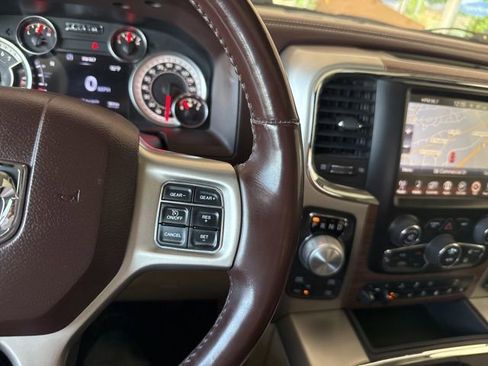 Used 2017 RAM 1500 Laramie AWD/4WD image 40