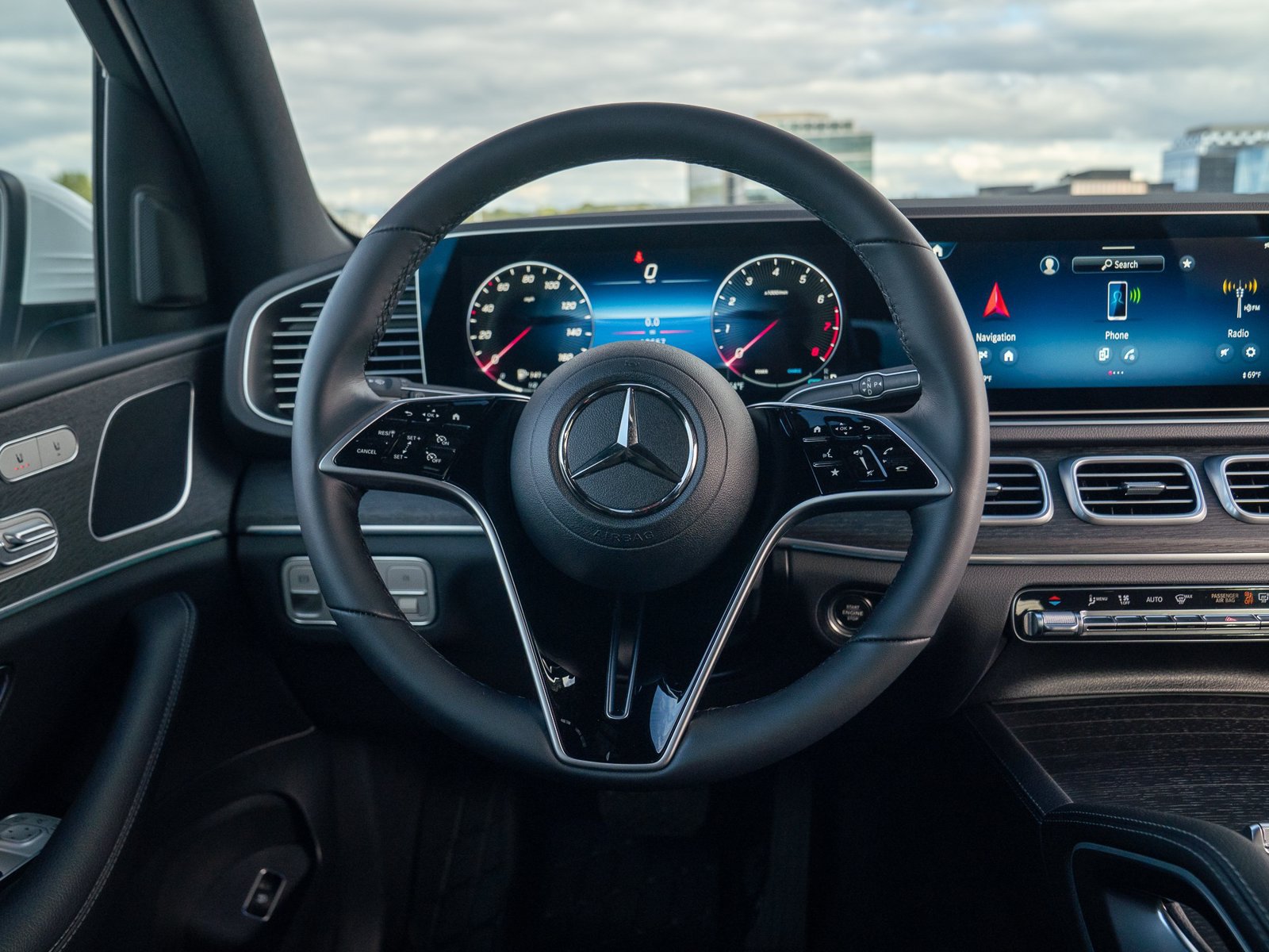 Used 2026 Mercedes-Benz GLE 350 4MATIC image 23