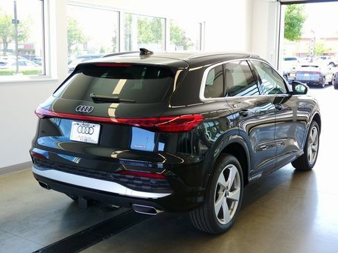 New 2025 Audi Q5 Premium Plus image 6