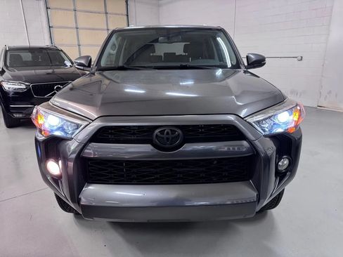 Used 2016 Toyota 4Runner SR5 Premium RWD image 8
