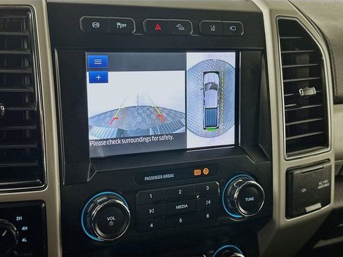 Used 2020 Ford F250 Lariat w/ Tremor Off-Road Package image 20