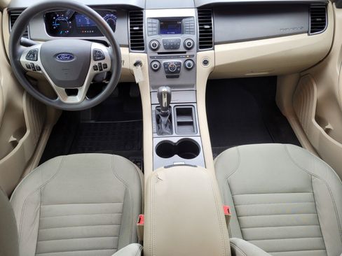 Used 2016 Ford Taurus SE image 7
