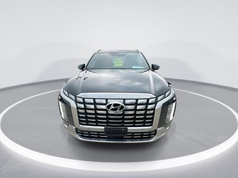 Used 2023 Hyundai Palisade Calligraphy w/ Cargo Package AWD/4WD image 3