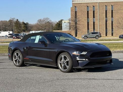 Used 2022 Ford Mustang GT Premium w/ Equipment Group 401A image 5