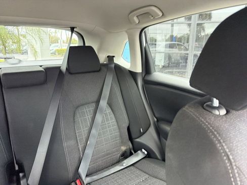 Certified 2025 Honda HR-V LX image 15