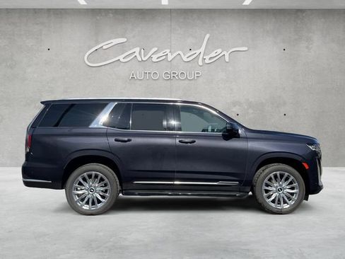 Used 2023 Cadillac Escalade Premium Luxury image 17