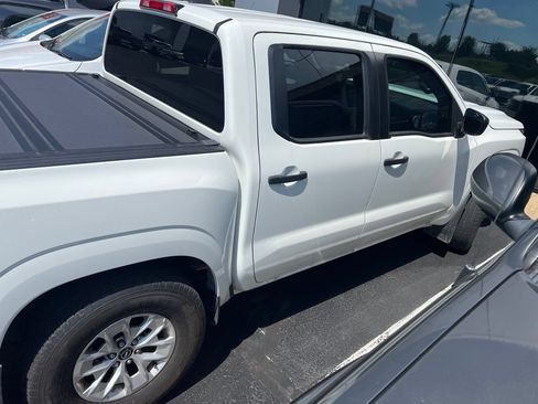 Used 2025 Nissan Frontier S RWD image 8