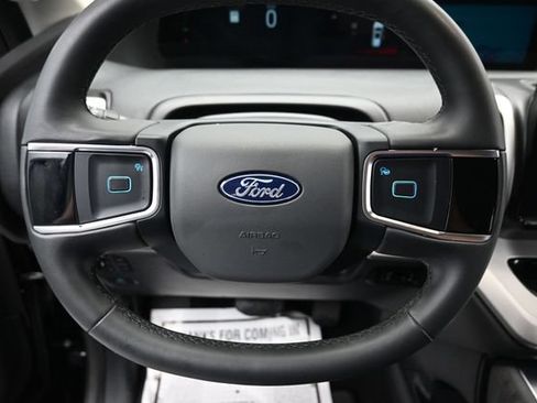 Used 2025 Ford Expedition Max Active AWD/4WD image 22