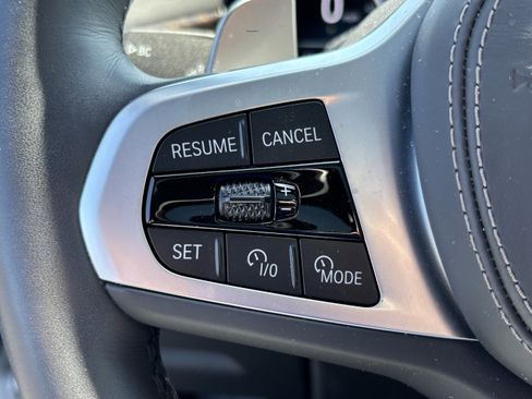 Certified 2025 BMW X7 xDrive40i w/ M Sport Package AWD/4WD image 19